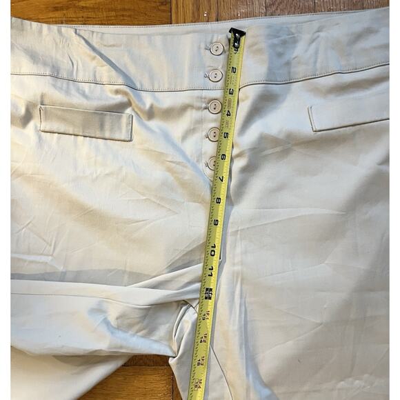 Ashley Stewart Capri Crop Pants 5X Beige Button Fly Lightweight Comfort Shorts - Picture 6 of 7